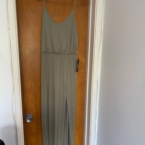 Lulu’s women’s maxi dress